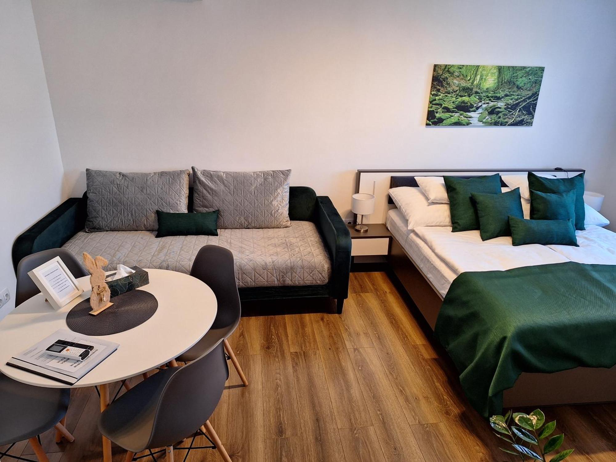 Happy Home Apartman Miskolc Exterior photo